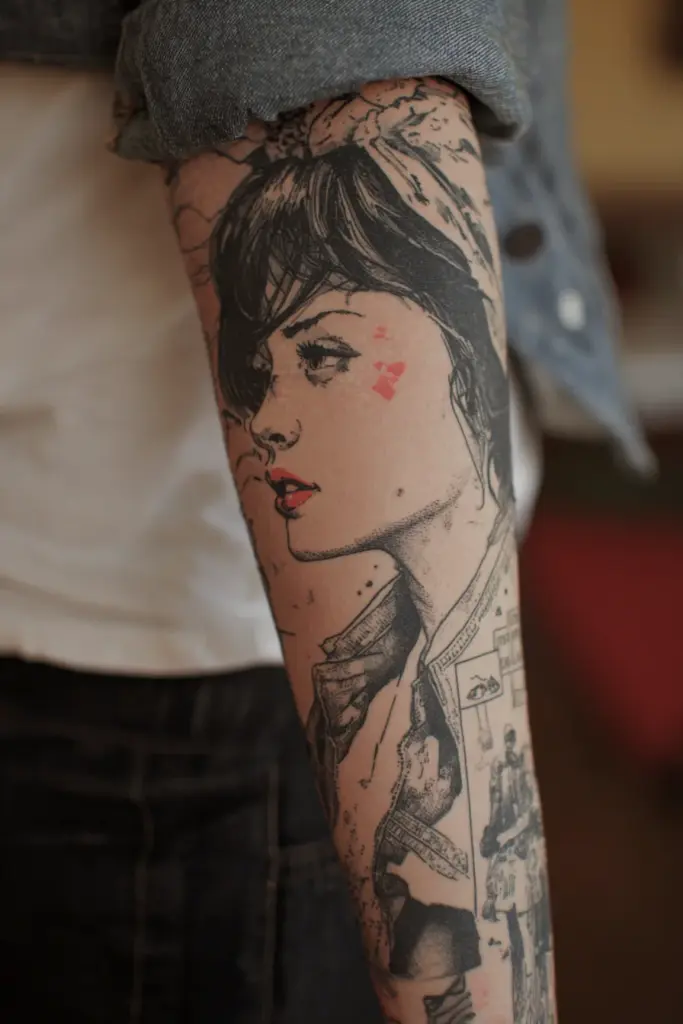 24 Woman Sleeve Tattoos We Cant Stop Looking At Featured Image